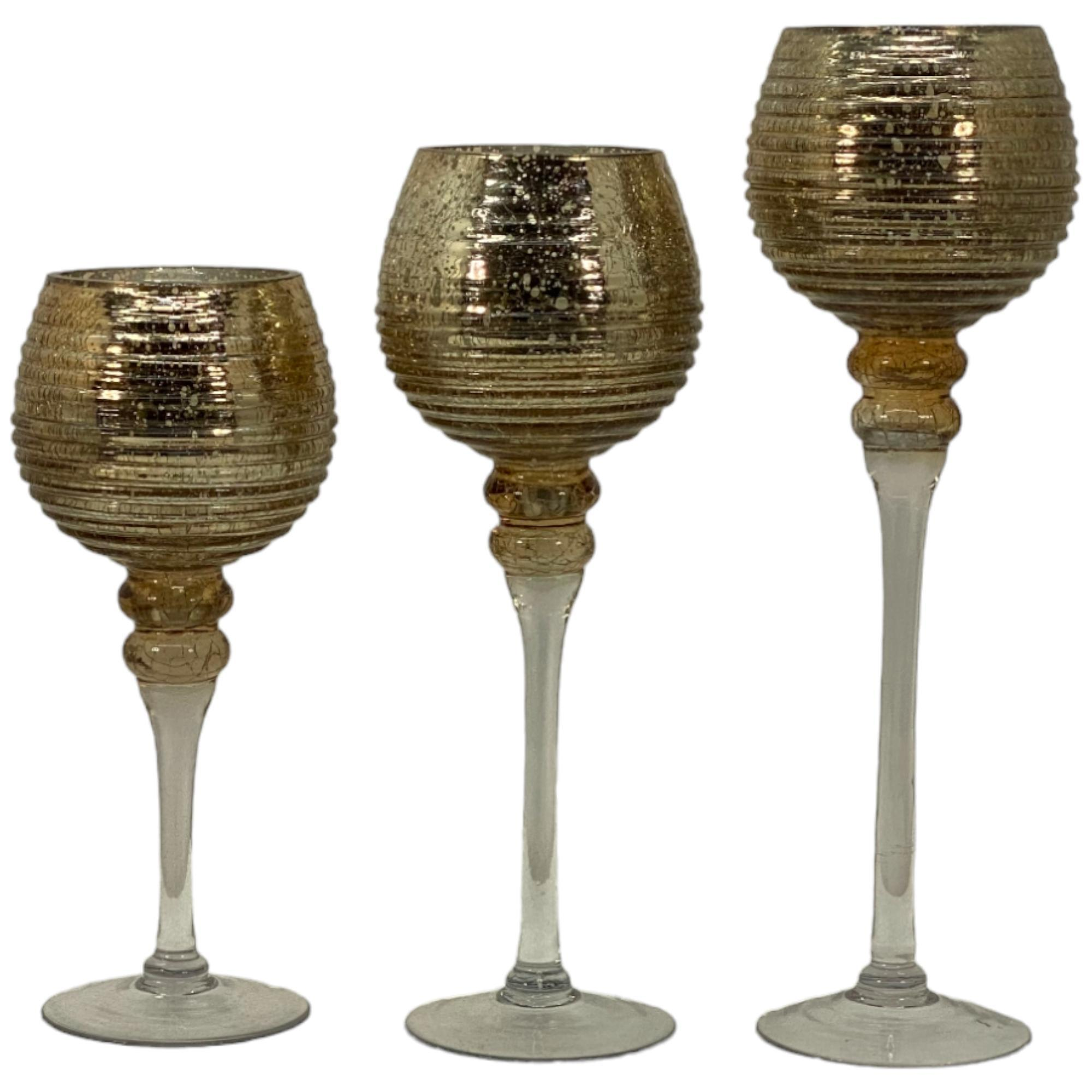 Set de copas portavelas doradas